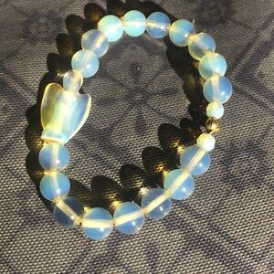 🎄Opalite Beaded Angel Bracelet- 62A $25 or $20 w/offer